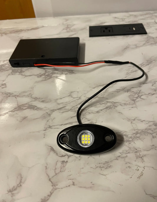 Battery powered rocklight
